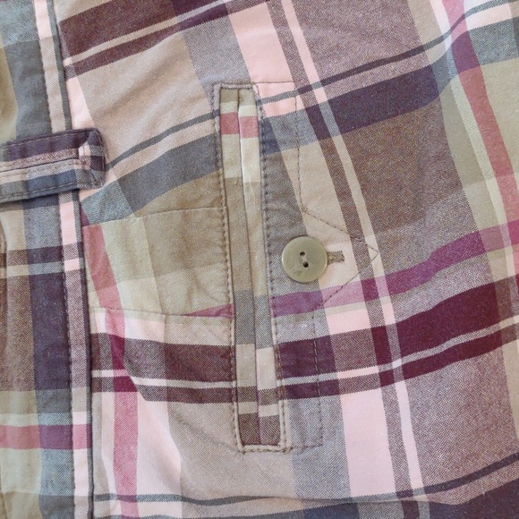 Liz & Co. Size 10 shorts - Picture 7 of 7